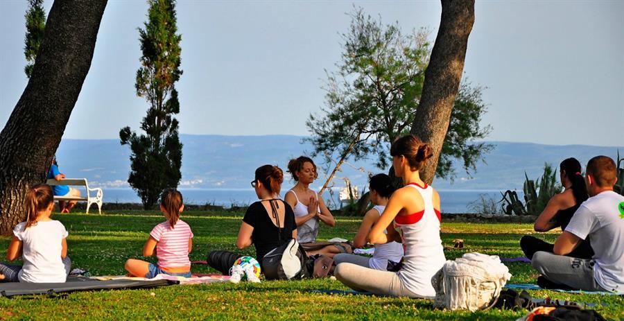 Sustipan, Split, karma yoga  2015