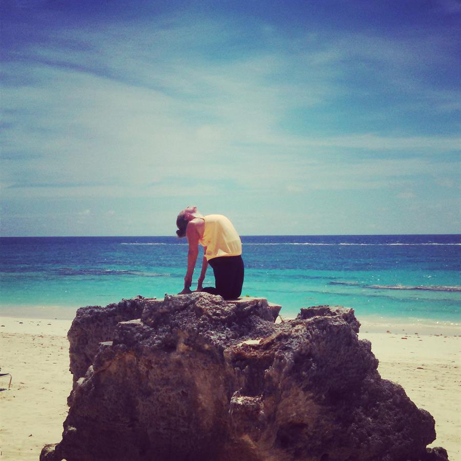 2014 Bermuda Retreat w Laura Sykora