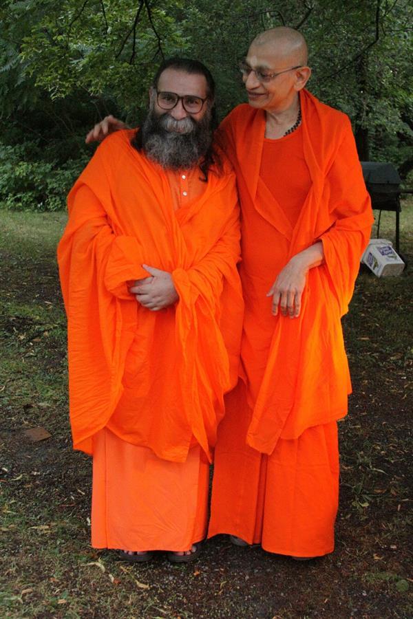 2011_07_25_Guru_Maharaja_visits_Ramakrishnananda_Ashram_Upstate_NY_137