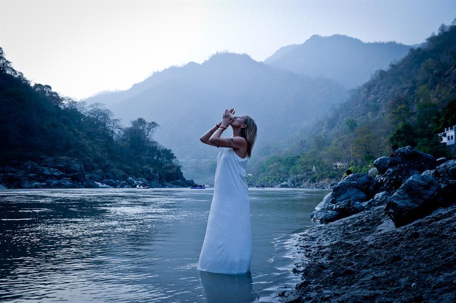 Morning ritual by the Ganga