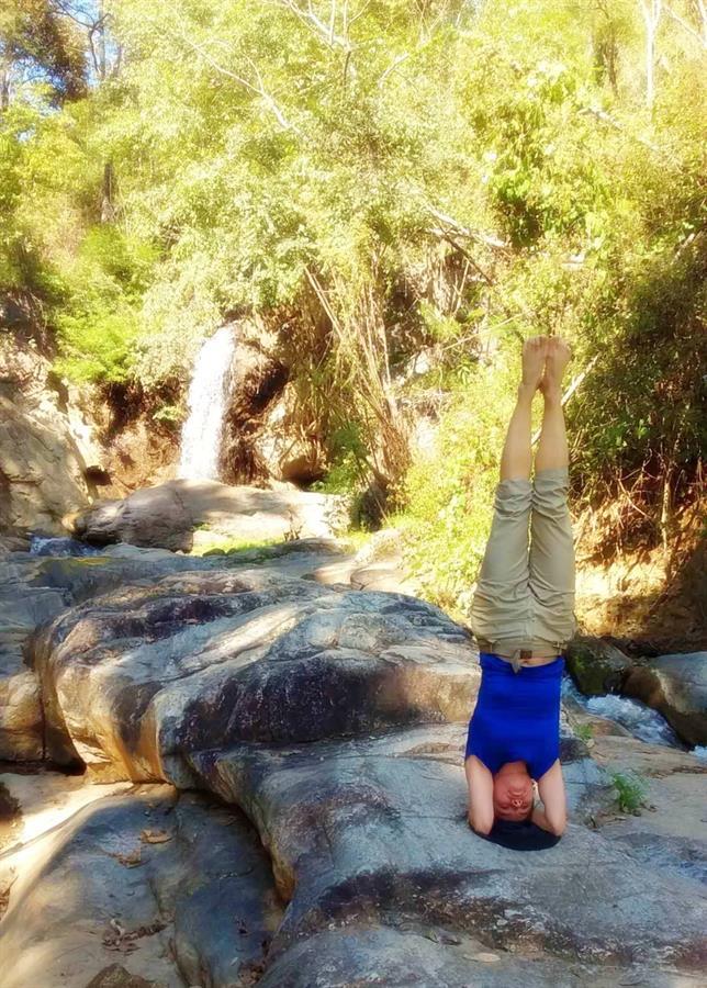 River headstand