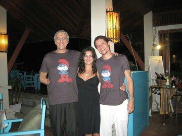 Larry Schultz, Marie, Ricardo Its Yoga Bali