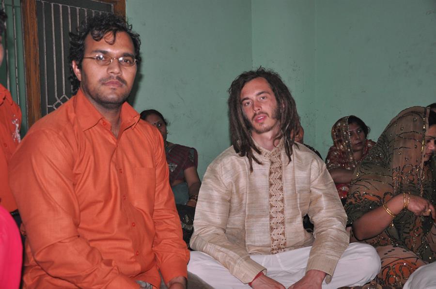 American yogis in India