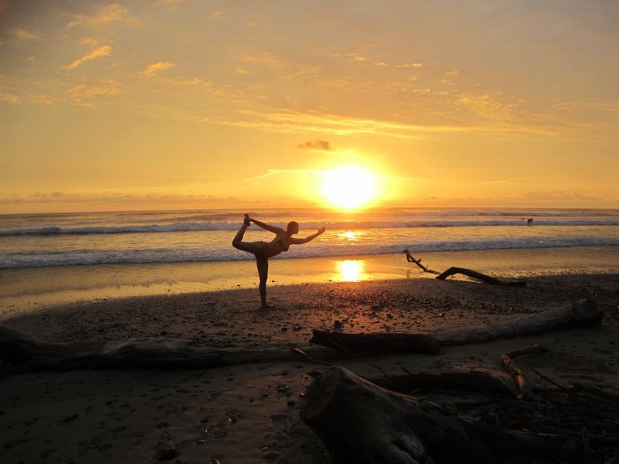 Dancing in the Sun, Costa Rica 2011