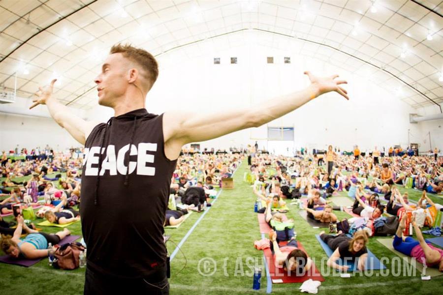 Yoga Reaches Out 2013